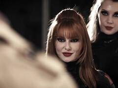 デカパイ, 黒人, ブロンド, 茶髪の, ぽちゃ, イく瞬間, プール, 赤毛