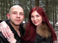 Pijpbeurt, Hondjeshouding, 1 man 2 vrouwen, Natuurlijke tieten, Roodharige vrouw, Mager, Tiener, Tieten likken