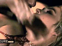 Mooi, Pijpbeurt, Rondborstig, Man die toekijkt, Man man vrouw, Natuurlijke tieten, Trio, Vrouw