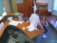 Enthousiasteling, Pijpbeurt, Sperma shot, Vingeren, Kantoor, Kut duiken, Uniformpje, Bekijker