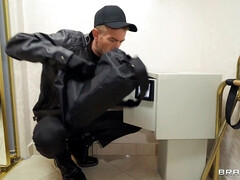 Anaal, Aziatisch, Lieveling, Grote lul, Grote mammen, Pijpbeurt, Rondborstig, Hardcore