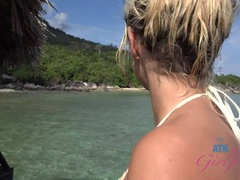 ビキニ, 彼女, ピアス, ハメ撮り, オマンコ, 剃毛, ストリッピング, オッパイの