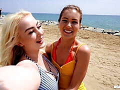 ビーチ, デカ尻, 指いじり, レズビアン, 下着, オナニー, 剃毛, オッパイの
