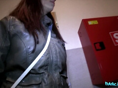 Anal, Cul, Salle de bains, Sucer une bite, Argent, De plein air, Pov, Public