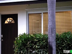 アナル, デカチン, ブロンド, イマラチオ, 手コキする, Hd, タトゥー, 三人