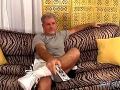 ぽっちゃり, デカ尻, フェラチオ, イく瞬間, Hd, 叫ぶ, 三人, オッパイの