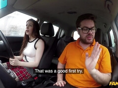 Amateur, Anal, Voiture, Éjaculation interne, En levrette, Bâillonner, De plein air, Réalité