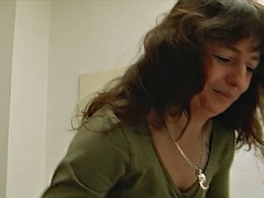 Enthousiasteling, Grote lul, Pijpbeurt, Bruinharig, Alleen, Tatoeage, Tieten likken, Oud