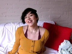 Gros seins, Sucer une bite, Plantureuse, Fait maison, Seins naturels, Pov, Branlette espagnole, Nénés