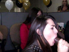 素人, 茶髪の, 気狂い, イく瞬間, 顔射, オフィス, 恥ずかしがりや, 三人