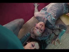 Anal, Cul à la bouche, Brutal, Double pénétration, Orgie, Pov, Rugueux, Maigrichonne