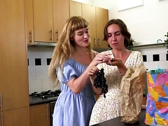 脇の下, 舐める尻, フェティッシュ, 指いじり, 毛深い, Hd, レズビアン, オマンコ