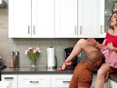 Язык в попке, Брюнетки, Затыкание рта, Волосатые, Ласковые ручки, Межрасовый секс, Натуральные сиськи, Втроем