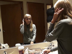 Amateur, Anal, Salle de bains, Grosse bite, Public, Chatte, Rasée, Allumeuse