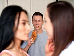 Сногсшибательные, Минет, Брюнетки, Две девушки, Ласковые ручки, Милф, Тату, Втроем