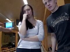 18 jahre, Blasen, Tschechisch, Hd, Pov, Realität, Sohn, Jungendliche (18+)