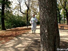 Grote mammen, Pijpbeurt, Handbeurt, Likken, Rijpe lesbienne, Moeder, Kut duiken, Schreeuwen