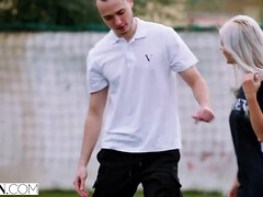 デカチン, デカパイ, 巨乳な, セレブ, イマラチオ, エロティック, 手コキする, 剃毛