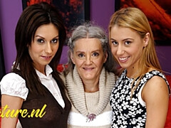 Penetracion con dedos, Abuelita, Peludo, Hd, Húngaro, Lamidas, Natural, Trio