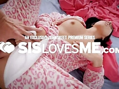 Culo grande, Verga grande, Residencia universitaria, Orgasmo, Fiesta, Pequeña, Adolescente, Tetas