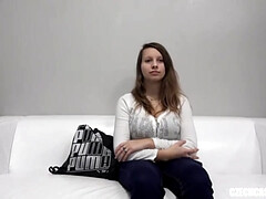 Enthousiasteling, Grote mammen, Pijpbeurt, Schattig, Diep in de keel, Tepels, Gezichtspunt, Kut duiken