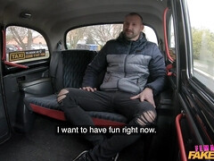 素人, お尻, デカパイ, フェラチオ, 車, 中出し, ヨーロピアン, なめる