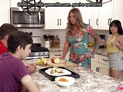 Минет, Вчетвером, Ласковые ручки, Секс без цензуры, Домашнее видео, Мастурбация, Крошечные, Молоденькие