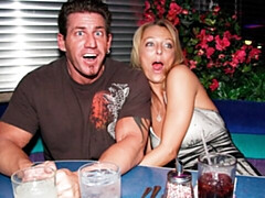 Спальня, Большая жопа, Большой член, Большие сиськи, Блондинки, Минет, Собачьи, Короткая стрижка