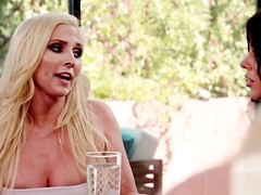 Beauté, Mignonne, Hd, Lesbienne, Mère que j'aimerais baiser, Chatte, Plan cul à trois, Nénés