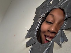 Brunette brune, Noir ébène, Pieds, Fétiche, Hard, Interracial, Actrice du porno, Nénés