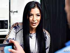 Lamer culo, Cuarto de baño, Dormitorio, Mamada, Morena, Jeans, Calcetines, Tatuaje