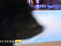 Anaal, Grote mammen, Pijpbeurt, Diep in de keel, Hondjeshouding, Sperma in gezicht, Doordringend, Tieten likken