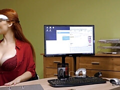 18 jahre, Grosse titten, Paar, Tschechisch, Geld, Pov, Öffentlich, Rotschopf