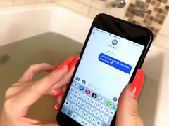 Cuarto de baño, Tetas grandes, Mamada, Tetona, Madura, Mamá, Tatuaje, Tetas