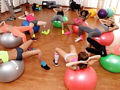 Grote mammen, Vingeren, Zoenen, Lesbisch, Likken, Masturbatie, Kut duiken, Strippen