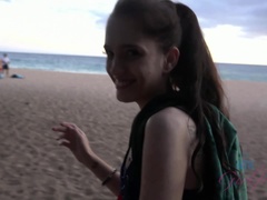 Freundin, Latina, Nackt, Öl, Orgasmus, Im freien, Zierlich, Dusche