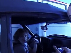 Omie, Hd, Rijpe lesbienne, Orgie, Buiten, Openbaar, Mager, Stiefmoeder