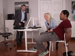 Anal, Blonde, Double pénétration, Interracial, Lingerie, Tatouage, Plan cul à trois