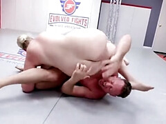 Blondine, Schwanz, Weibliche domination, Herrin, Nackt, Nackt, Strapon, Ringkampf