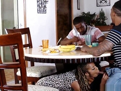 Mamada, Clásico, Garganta profunda, Ébano, Madres para coger, Natural, Orgasmo, Adolescente