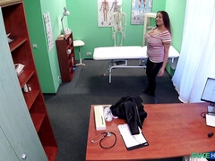 Enthousiasteling, Pijpbeurt, Bedriegen, Kantoor, Tieten likken, Uniformpje