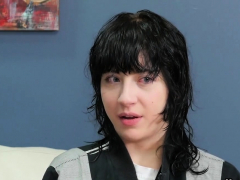 Bruinharig, Fetisj, Frans, Tiener