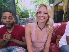 Blonde, En levrette, Hd, Interracial, Seins naturels, Petite femme, Chevaucher, Nénés