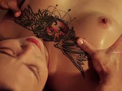 Amateur, Asiatique, Gros seins, Noire, Chinoise, Noir ébène, Branlette thaïlandaise, Japonaise