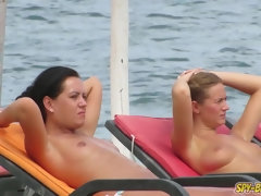 Amateur, Gros seins, Brunette brune, Hd, Réalité, Espionne, Adolescente, Nénés