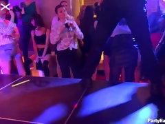 素人, 黒人, 衣服着たままセックス, チン, 女, キス, オージー, パーティ