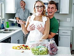 Grote kont, Grote lul, Grote mammen, Pijpbeurt, Hondjeshouding, Harig, Mager, Tieten likken