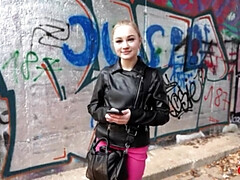 デカチン, フェラチオ, 顔射, ドイツ人, ハードコア, オーガズム, 小柄, 恥ずかしがりや