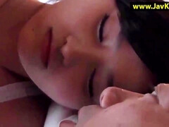 Grosse titten, Besamung, Handjob, Hardcore, Japanische massage, Milf, Jungendliche (18+), Flotter dreier