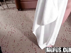 Enthousiasteling, Blond, Sperma shot, Handbeurt, Hd, Kut duiken, Zoon, Tieten likken